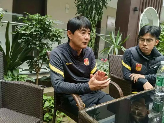 谁也没资格指责浮嶋敏决赛的保守，因为保守是正常圈内人士的共识，包括董哥。