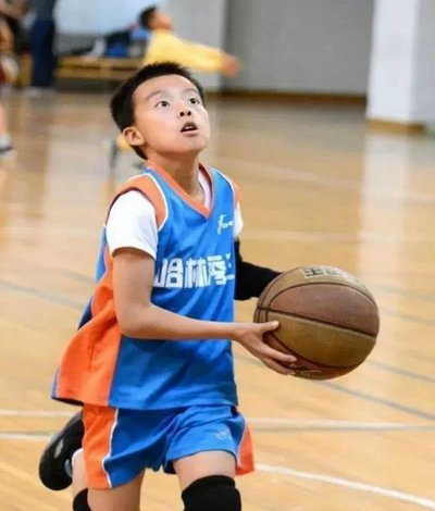 老将“放水”毁年轻？