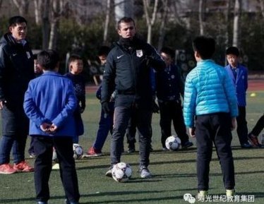 泰山足校官方：韩鹏成为山东泰山足球俱乐部竞训总监