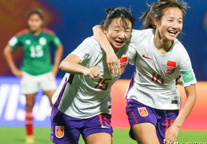 中国U17女足6-0大胜拜仁，豪取冠军杯两连胜