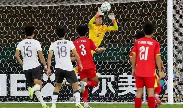 韩媒嘲讽U23国足冲突：三流足球背后的原因