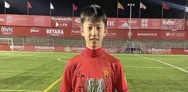 李昊炎：未来伪9号中锋的雏形